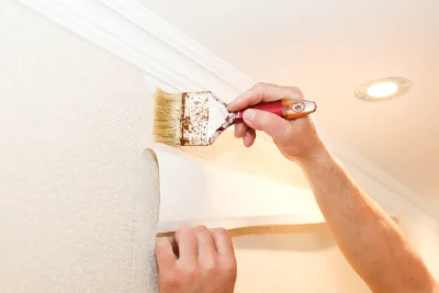 Pose de papier peint à Rouffach — revêtements muraux et toiles de verre